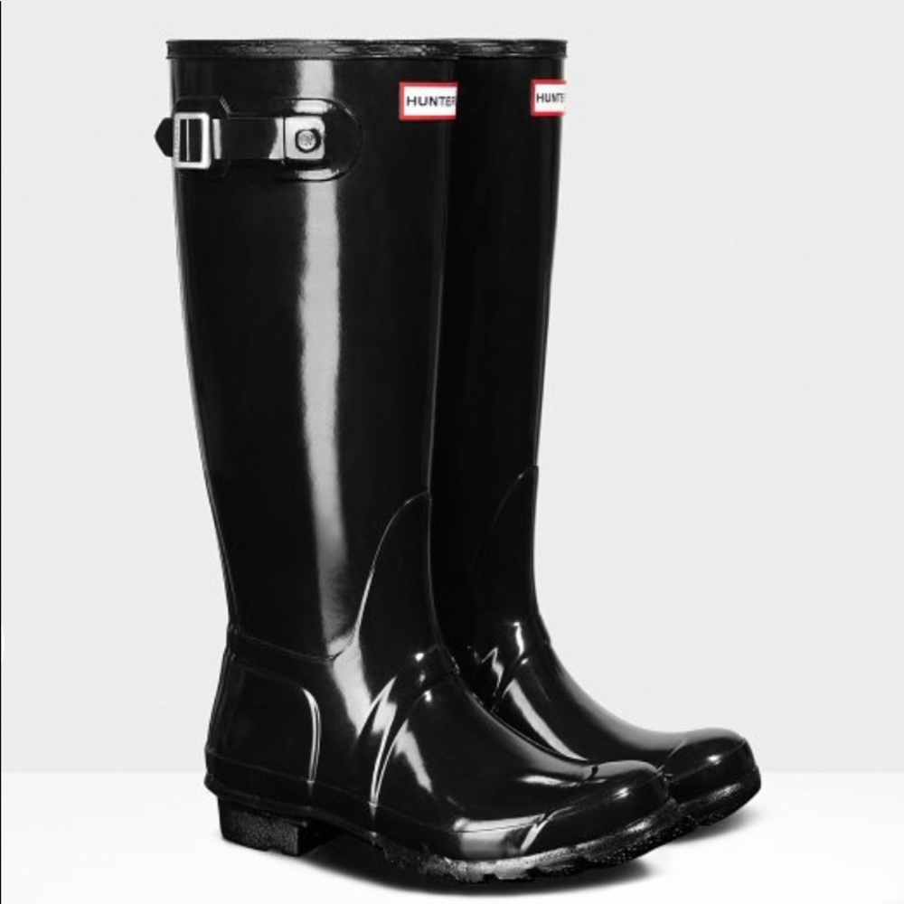 HUNTER RAIN BOOTS SIZE 7 POLISHED BLACK